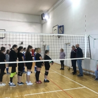 Międzygminne rozgrywki w piłce siatkowej dziewcząt.