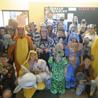 DZIEŃ PIŻAMY- PIŻAMY UBIERAMY I POMAGAMY